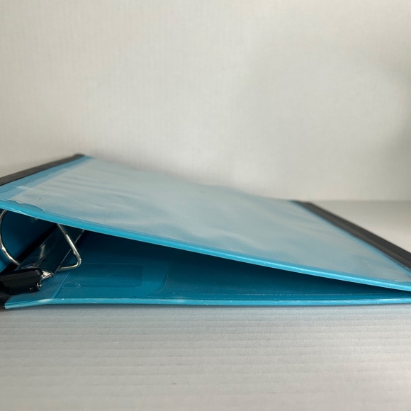 Staples Heavy Duty 2" 3-Ring Better Binder - Picture 8 of 15